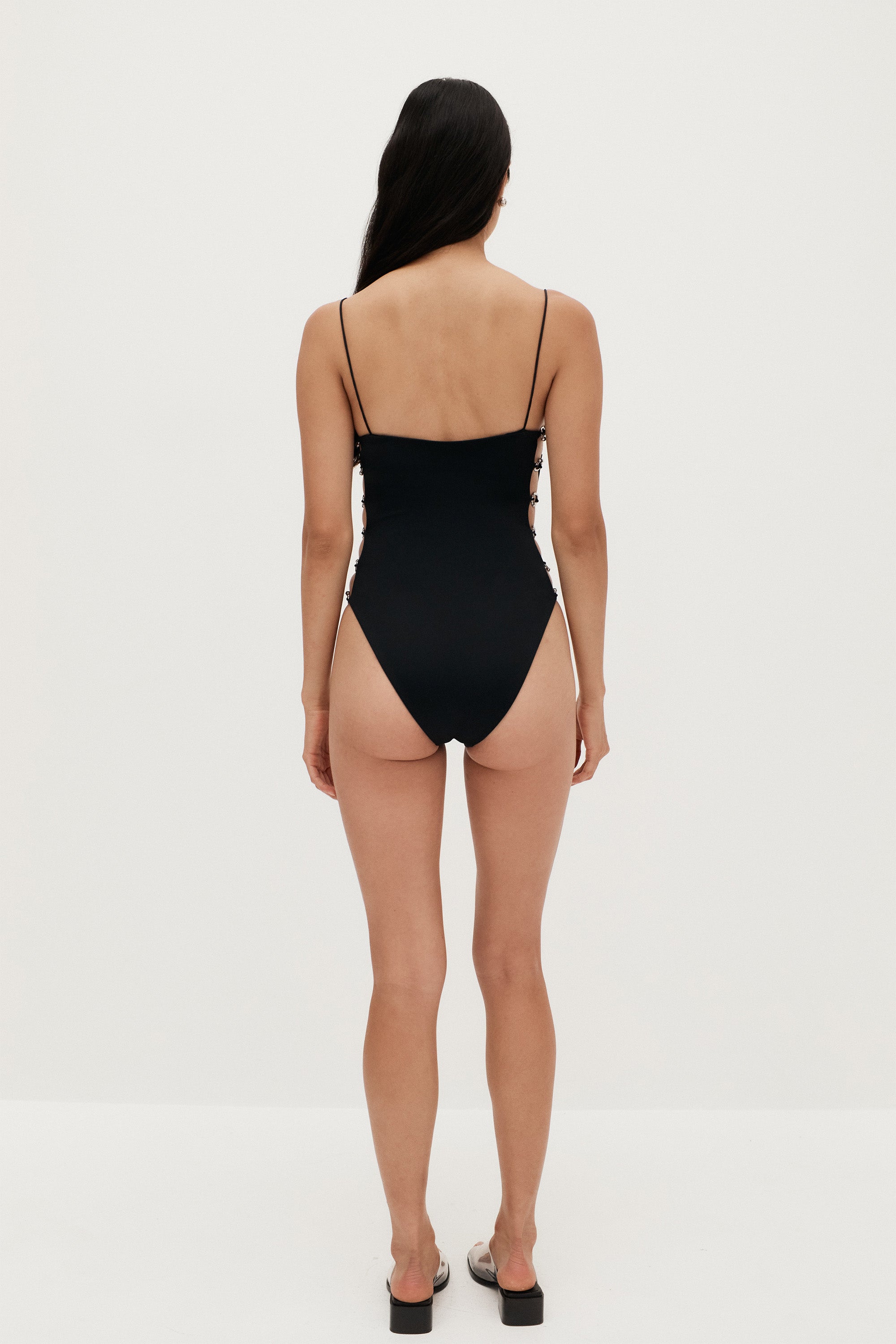 Bravissimo Hardware One Piece | Black